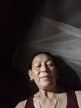 Mouth22  live sex cam