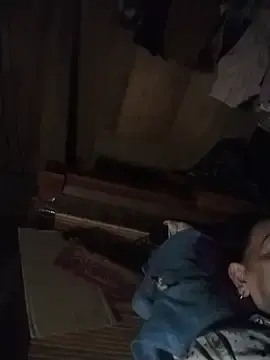 Mouth22  live sex cam