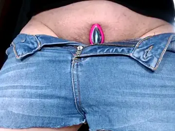 EmmyHornyDirty  live sex cam