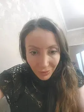 HellaryTourent  live sex cam