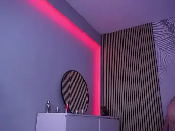 IceBlueBabe  live sex cam