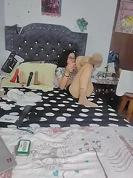 Queenjenn__  live sex cam