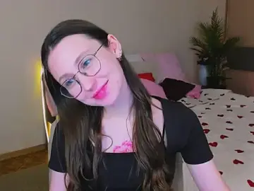 YourLovellyStory  live sex cam