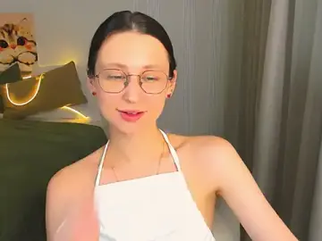 YourLovellyStory  live sex cam