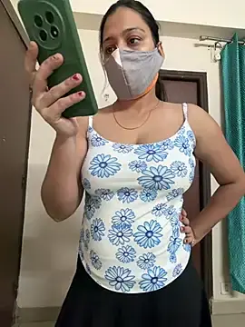 Bhawna_sexy16  live sex cam