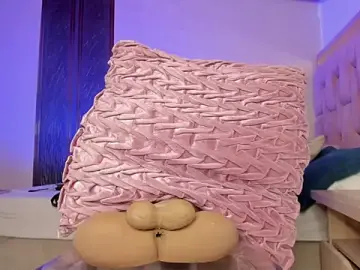 Swt-booty  live sex cam
