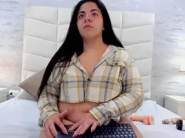 Aria_thompson_12  live sex cam