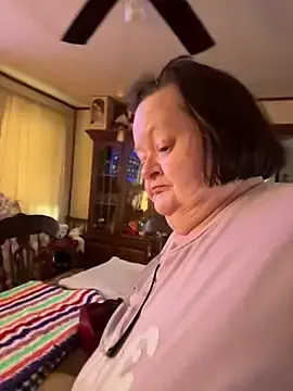 Bayou_Woman68  live sex cam