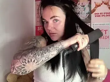 YorkshireGirly  live sex cam