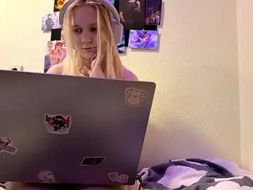 Xlo_lax  live sex cam