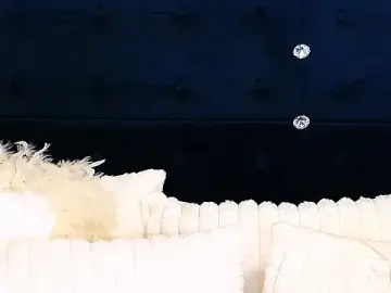 -Giselle-Reine-  live sex cam