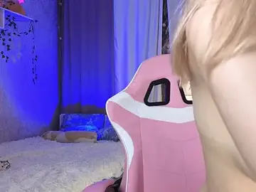 AnnyiBlue  live sex cam