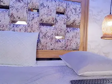 DollyDarla  live sex cam