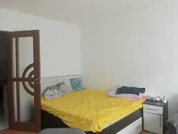 Emanuela5467  live sex cam