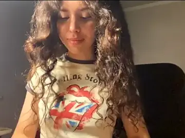 MeggyCartie  live sex cam