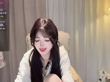 Yaiyigirl  live sex cam