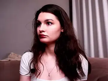 AleksaVioren  live sex cam