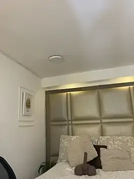 Bella_jagger  live sex cam