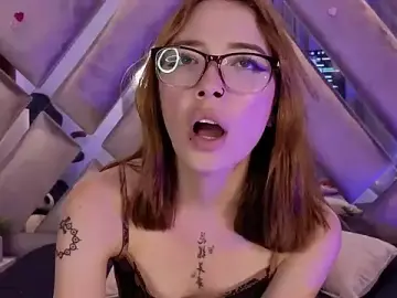 HarperrWest  live sex cam