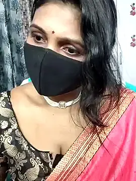 Hotty_Kavita  live sex cam