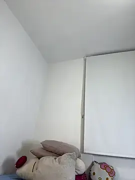 Ivelleee_  live sex cam