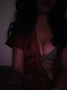 Miss_Liara01  live sex cam
