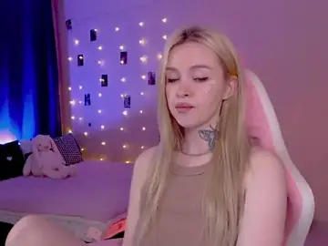 Naughty_Mable  live sex cam