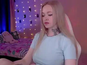 Naughty_Mable  live sex cam