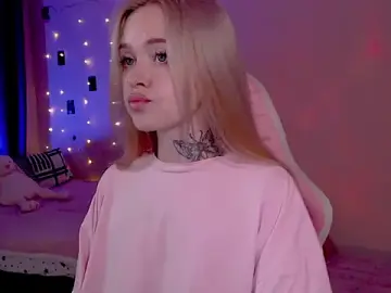 Naughty_Mable  live sex cam