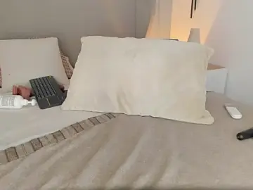 Chloe_d  live sex cam