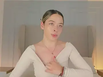 Chloe_d  live sex cam