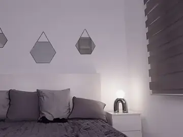 Mila_blvck  live sex cam