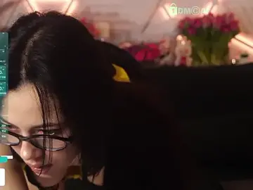 Taanni_bc  live sex cam