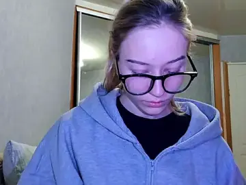 GlidedFill  live sex cam