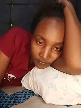 StacyGee24  live sex cam