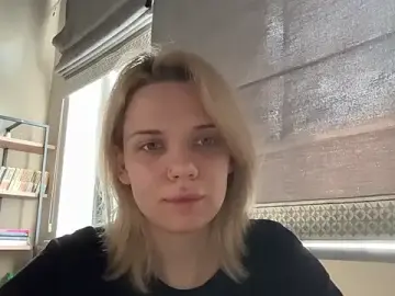 TenderChloe  live sex cam