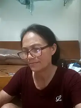 Vieekee  live sex cam