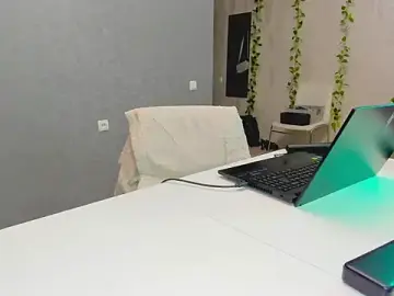 Yesss_Lilith  live sex cam