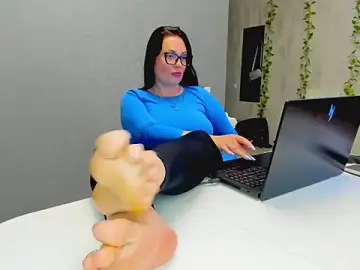 Yesss_Lilith  live sex cam