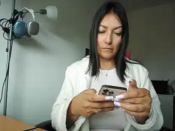 Yulian_Milf  live sex cam