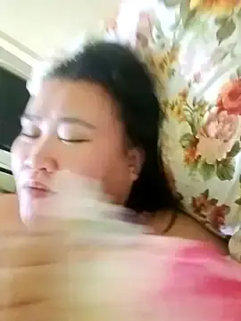 Babylove32  live sex cam