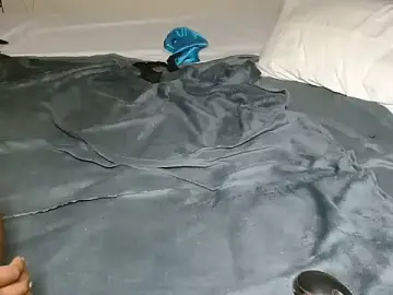 Sexxytracy  live sex cam