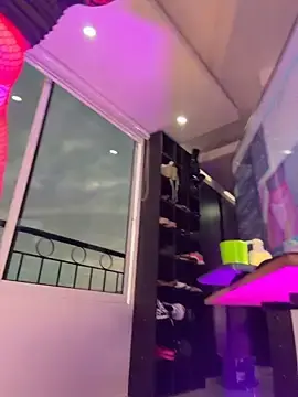 Indiaiset  live sex cam