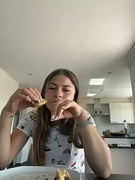 Jessica22years  live sex cam