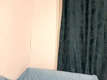 UshaDerringer  live sex cam