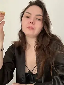 Real_m1ssy  live sex cam