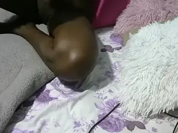 ChocolateDreams007  live sex cam