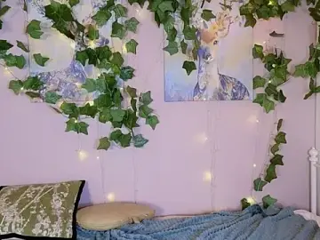 LolaWhitmore  live sex cam