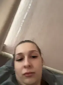 ToryAdaire  live sex cam
