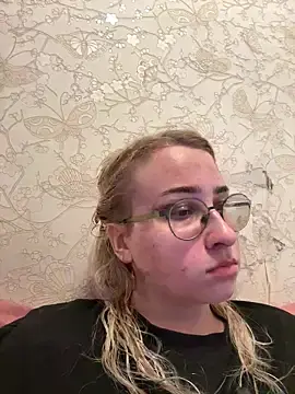 VyxenLissa  live sex cam